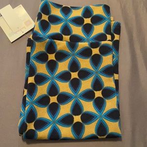 Lularoe Cassie Skirt
